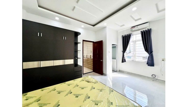 Chỉ 6.3 TỶ TL! 56M², 3 Tầng /4pn, HẺM Ô TÔ, Phan Văn Trị Gò Vấp!